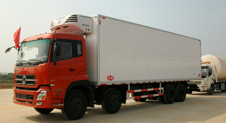 河北張家口廠家專業銷售垃圾車、灑水車、冷藏車，聯系電話 13997858099